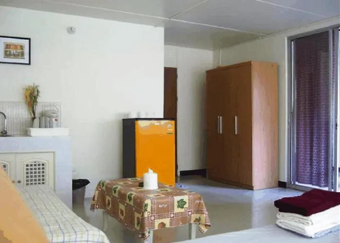 Poppular Palace Don Mueang Aparthotel Bangkok